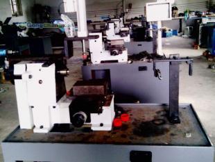 液壓自動(dòng)車床光機(jī)整機(jī) 機(jī)器人研發(fā)中的關(guān)鍵機(jī)械與行業(yè)設(shè)備